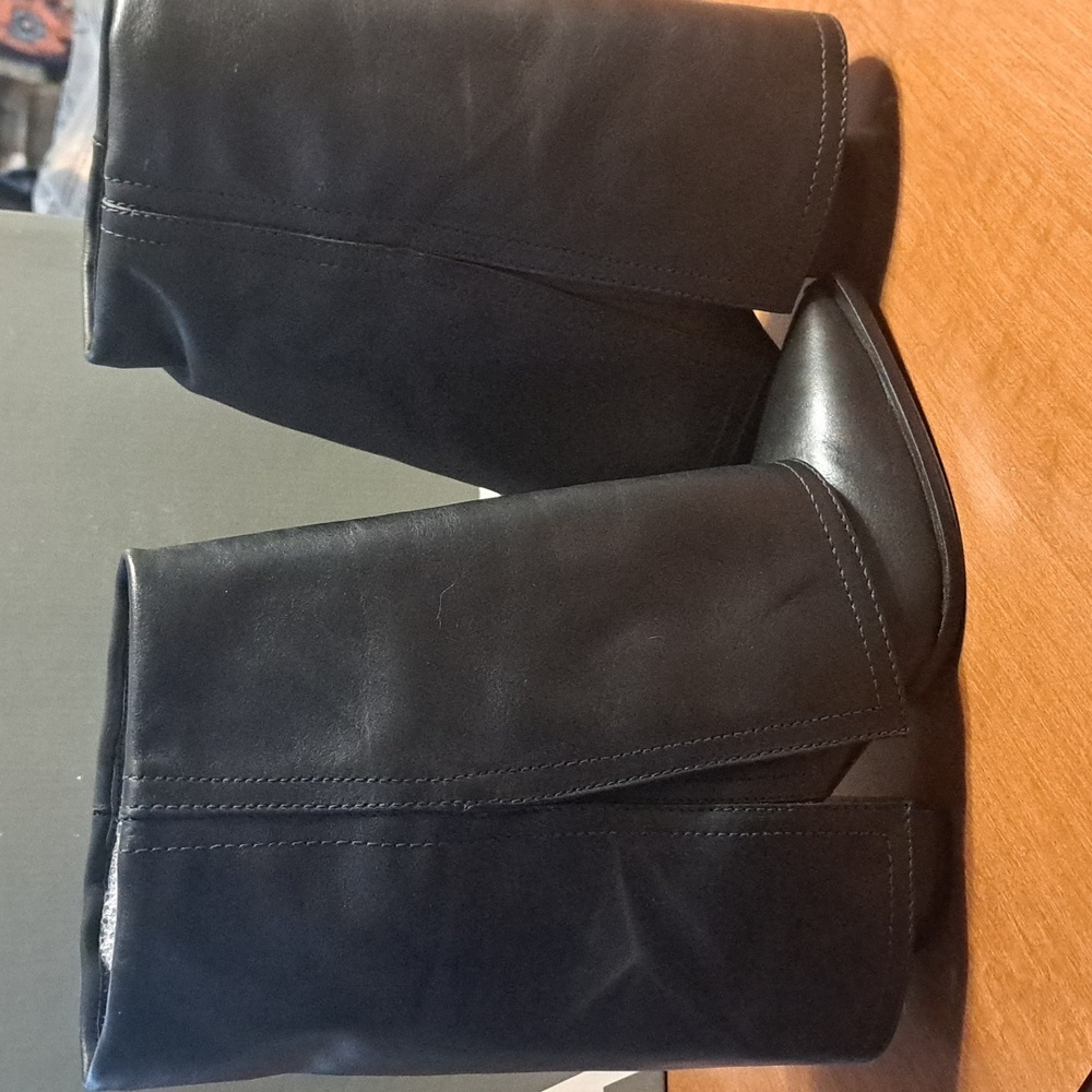 Arezzo Black Leather Ankle Boots - Picture 4 of 7